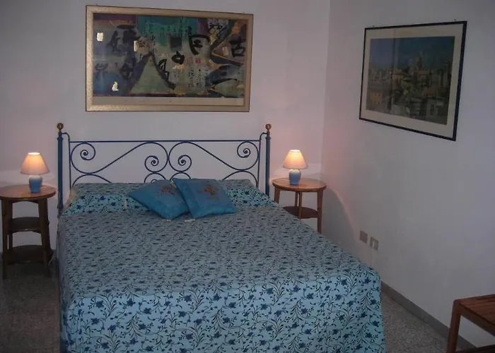מלון A Casa A Testaccio 2*